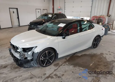 2019 Toyota Camry Xse z USA, uszkodzony, nr VIN 4T1B61HK7KU262298